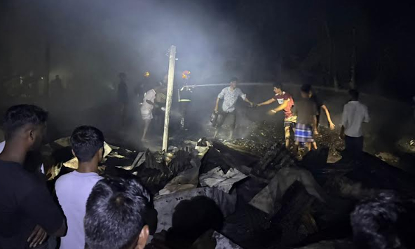 নোয়াখালীতে শর্ট সার্কিটের আগুনে পুড়ল ২৪টি দোকান