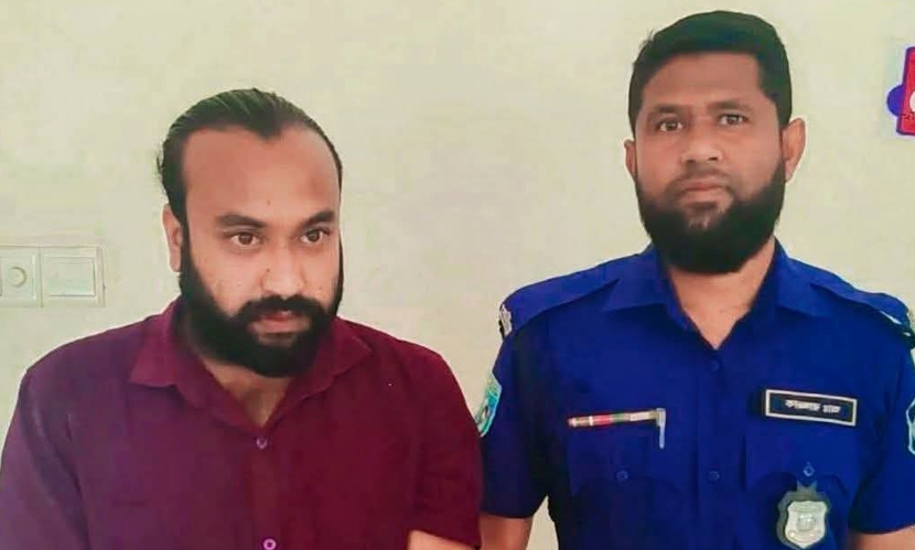 প্রবাসীর স্ত্রীকে ধর্ষণের পর ভিডিও ধারণ করে ব্ল্যাকমেইল, যুবক গ্রেফতার