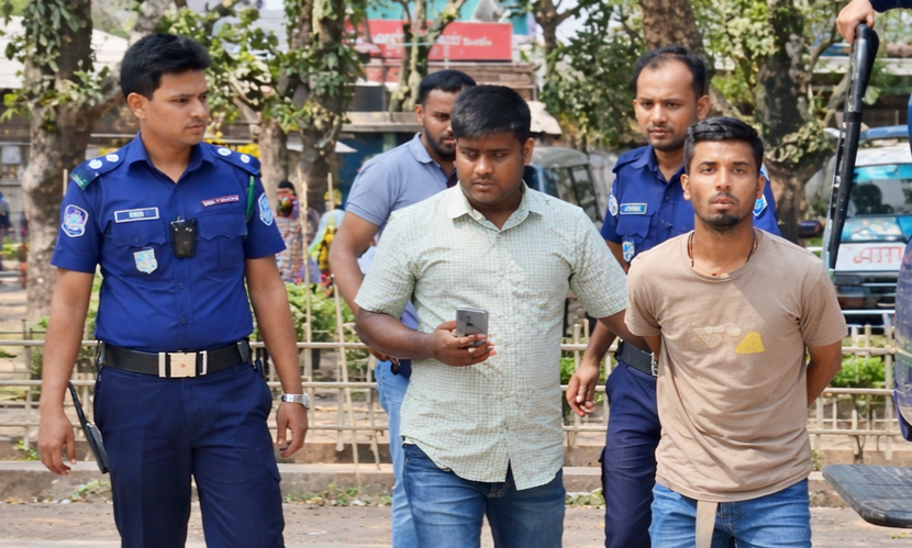 পুলিশকে ধাক্কা মেরে পালাল আসামি, রাতভর অভিযান চালিয়ে ফের গ্রেফতার