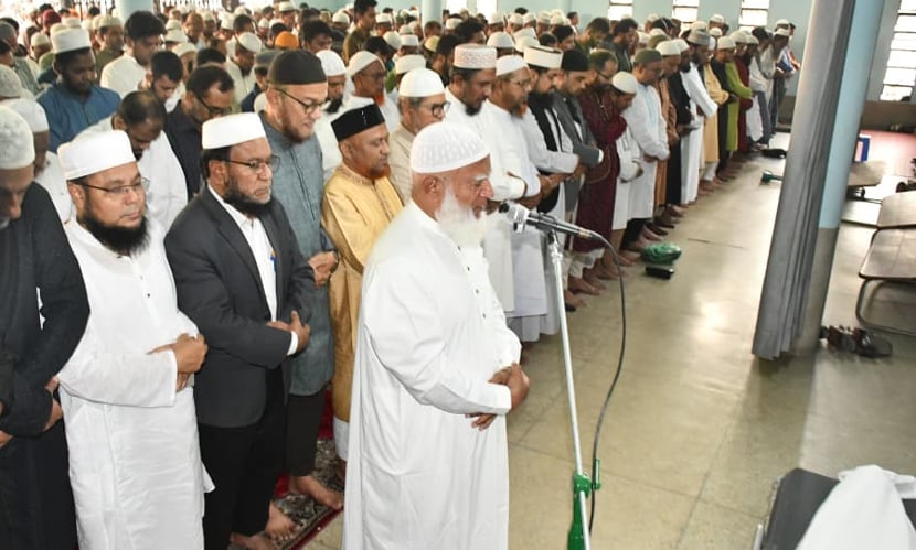 আল-আরাফাহ ব্যাংক কর্মকর্তা আবদুর রহিমের জানাজায় জামায়াত আমির