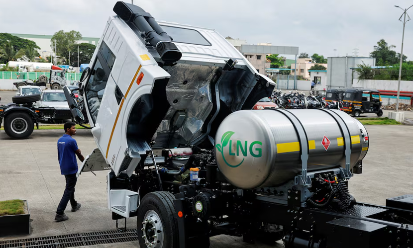 ফের জ্বালানির জন্য রাশিয়ার দিকে ঝুঁকছে ভারত