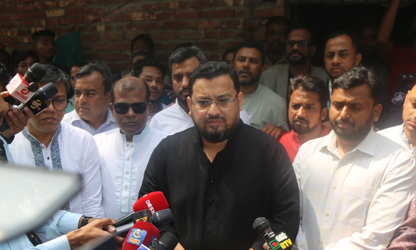 সীতাকুণ্ডের মর্মান্তিক ঘটনা আমাদের মানসিকভাবে আঘাত করেছে: মীর হেলাল