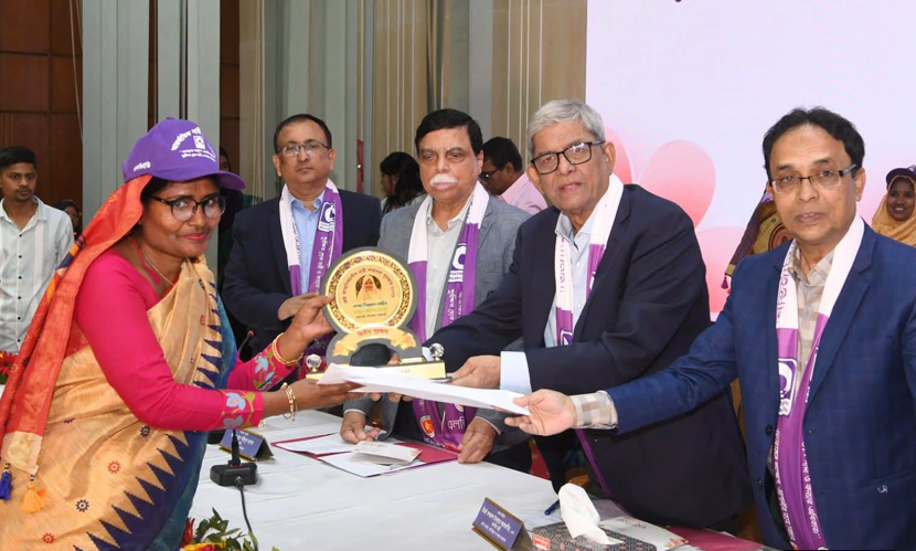 প্রতিশ্রুতি অনুযায়ী নারীর ক্ষমতায়নে কাজ করছে সরকার: মির্জা ফখরুল