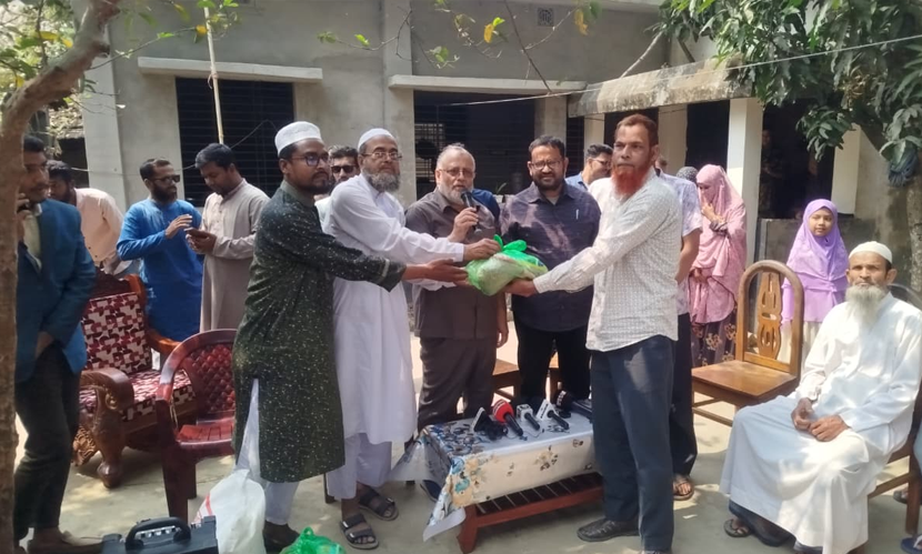 যশোর-২ আসনের নির্বাচনি সহিংসতায় ক্ষতিগ্রস্তদের পাশে এমপি ফরিদ