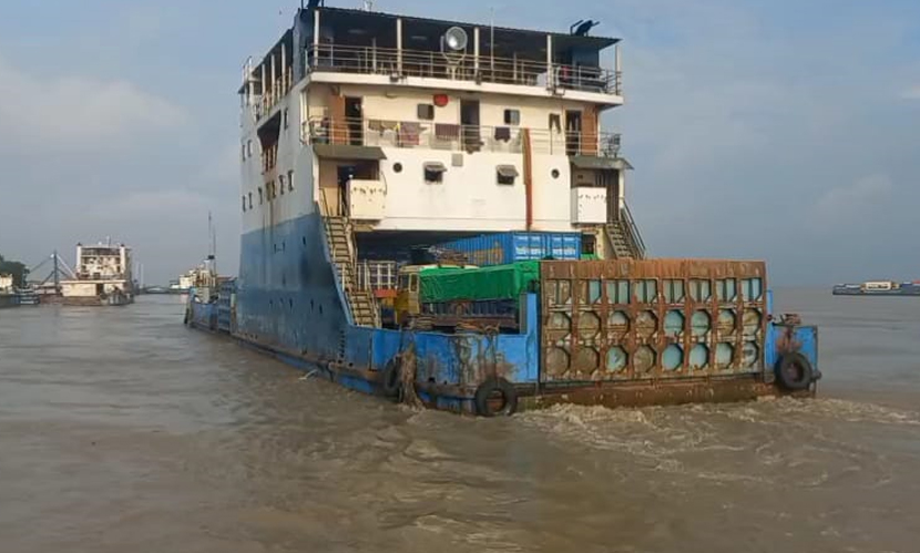 দৌলতদিয়া-পাটুরিয়া রুটে ঈদযাত্রায় ভোগান্তির শঙ্কা
