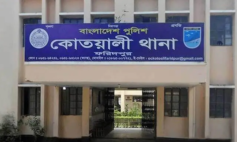 ফরিদপুরে ইমামের বেতন বৃদ্ধি নিয়ে ২ পক্ষের সংঘর্ষে আহত ১০