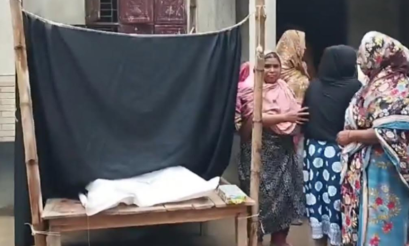 মা ও শাশুড়ির মৃত্যুতে নব দম্পতির বাড়িতে বিষাদের সুর
