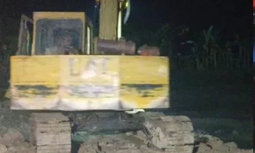 বাগাতিপাড়ায় অবৈধভাবে পুকুর খনন, জরিমানা ২ লাখ টাকা