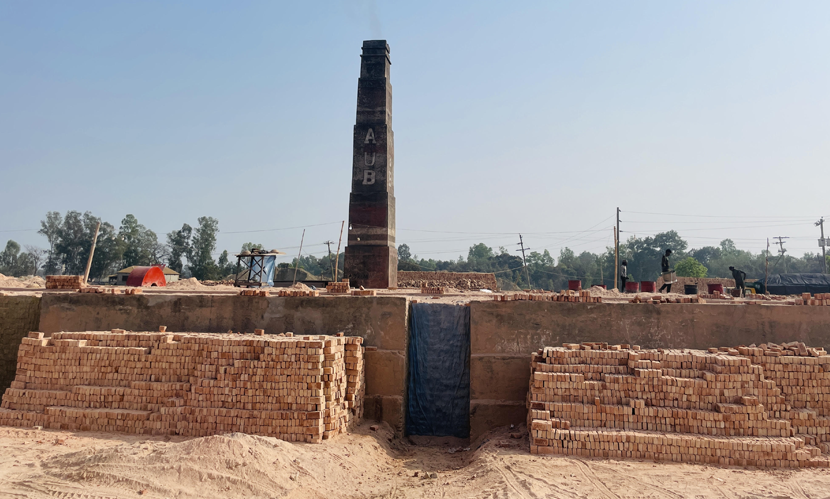 টাঙ্গাইলে দুই ইটভাটা মালিককে জরিমানা