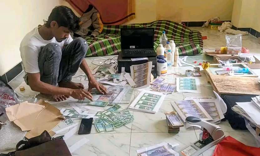 রামুতে জাল টাকা তৈরির সরঞ্জামসহ যুবক আটক