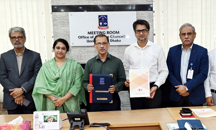 ‘আমরা নারী’র সঙ্গে ঢাবির সমঝোতা স্মারক সই