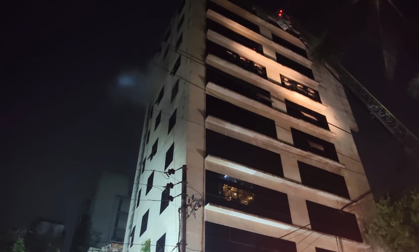 বনানীর বহুতল ভবনের আগুন নিয়ন্ত্রণে