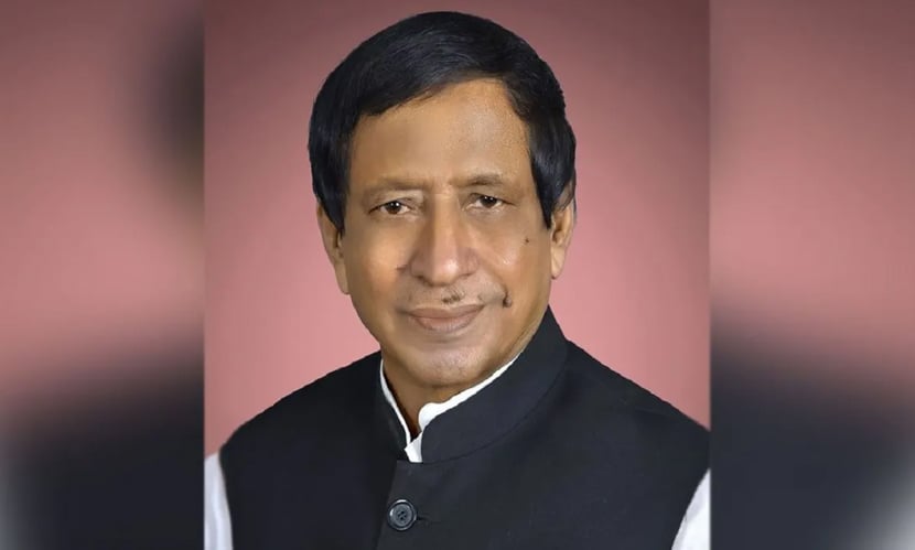 নতুন হত্যা মামলায় সাবেক মন্ত্রী নুরুজ্জামানকে গ্রেফতার দেখাল আদালত