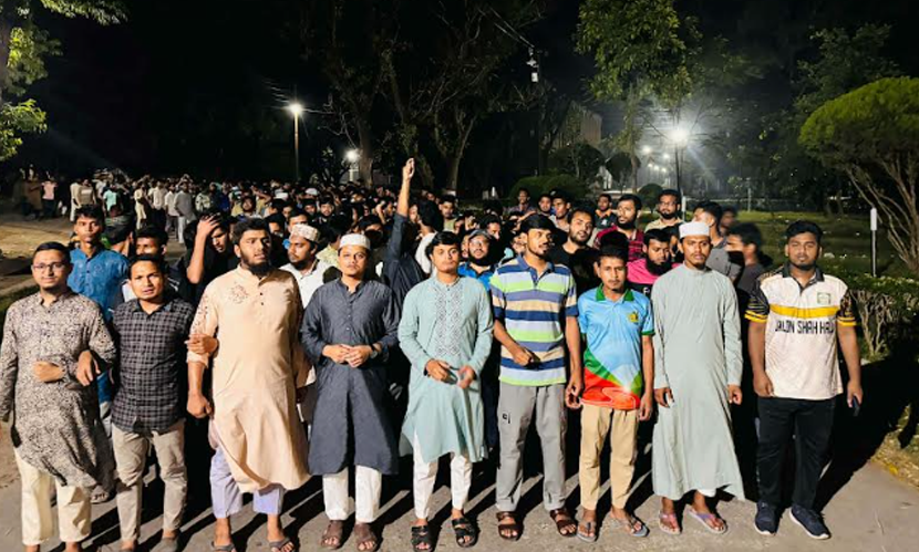 শিক্ষাঙ্গনে ছাত্রদলের ‘সহিংসতা’র প্রতিবাদে ইবিতে ছাত্রশিবিরের বিক্ষোভ