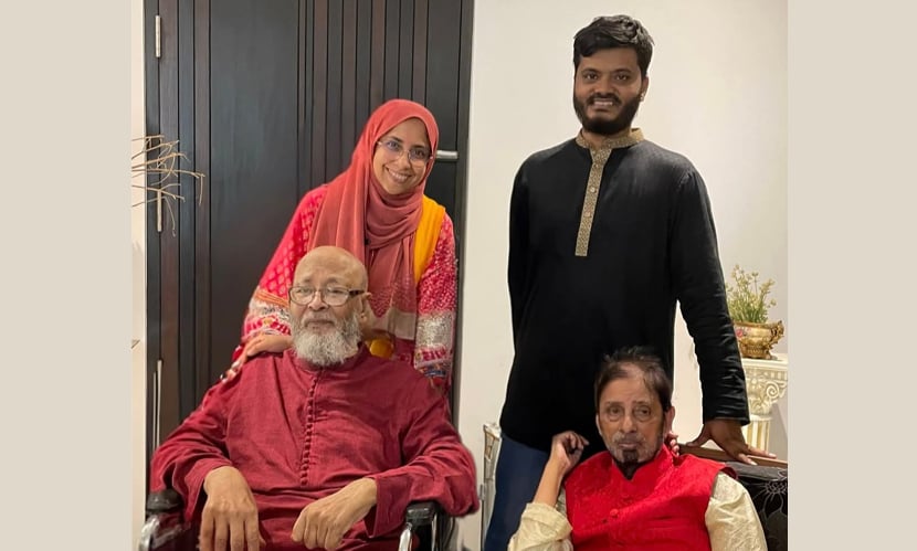 মরহুম পিতা অ্যাডভোকেট এবাদুর রহমান চৌধুরীর সঙ্গে জহরত আদিব চৌধুরী। ছবি: সংগৃহীত 