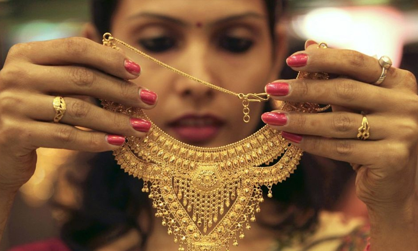 গয়না না পরলে কি স্বামীর অমঙ্গল হয়?