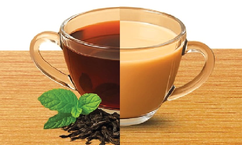 আরেকটি বহু পুরোনো বিতর্ক হলো ‘দুধ আগে নাকি চা আগে?