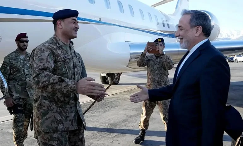 যুক্তরাষ্ট্রের ‘বার্তা’ নিয়ে ইরানে পাকিস্তানের সেনাপ্রধান