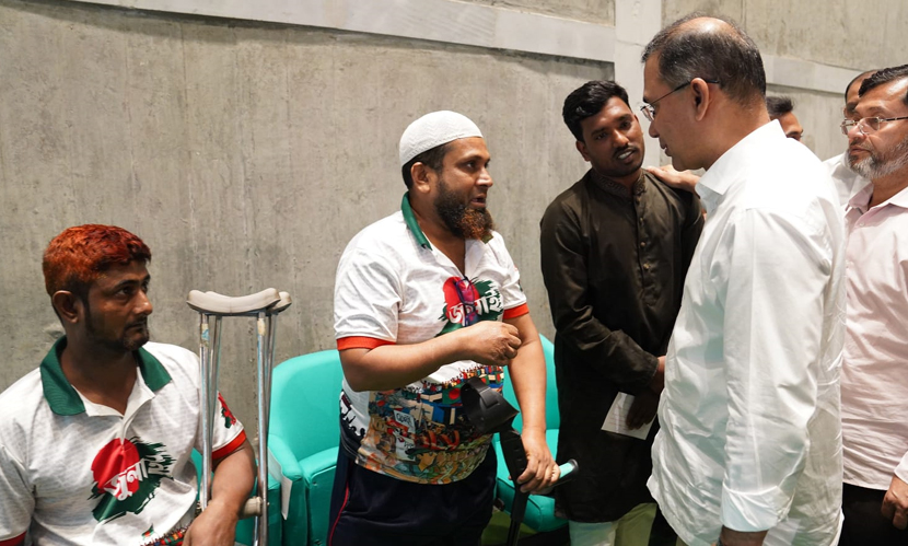 সরকার জুলাই যোদ্ধাদের পাশে থাকবে: প্রধানমন্ত্রী