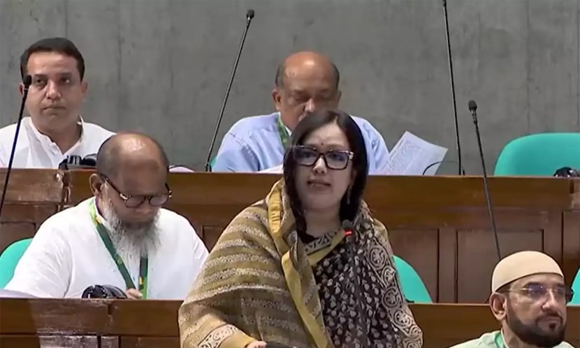 আমার এলাকার হাসপাতাল নিজেই রোগীর মতো: রুমিন ফারহানা