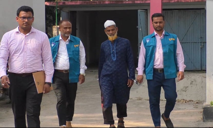 ভুয়া পরিচয়ে আনসার পদে চাকরি, অবশেষে গ্রেফতার