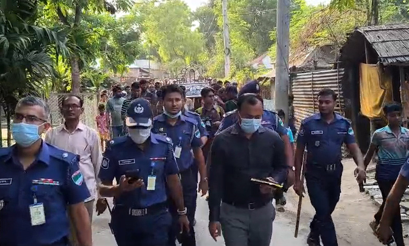 কুষ্টিয়ায় পুলিশ পাহারায় পীর শামিমের দাফন সম্পন্ন