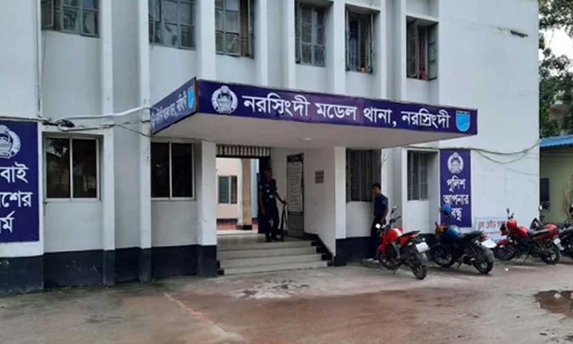 নরসিংদীতে টেক্সটাইল মিলের কেয়ারটেকারকে কুপিয়ে হত্যা