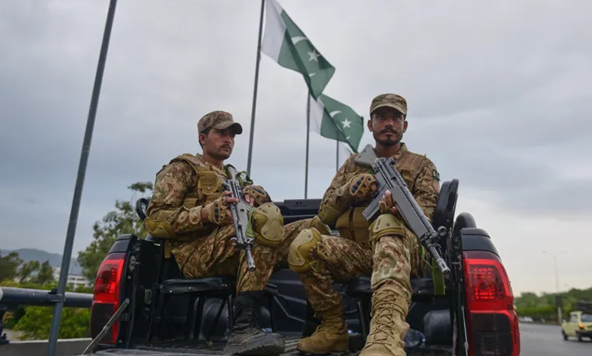 যুদ্ধবিরতি লঙ্ঘন করে পাকিস্তান-আফগানিস্তানে পালটাপালটি হামলা, হতাহত