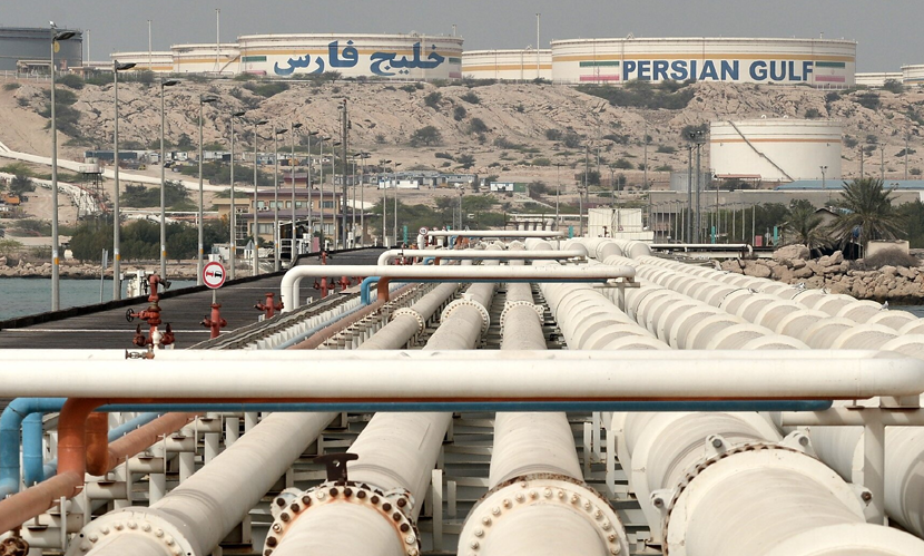 ইরানি বন্দর অবরোধের ঘোষণায় ফের বাড়ল তেলের দাম