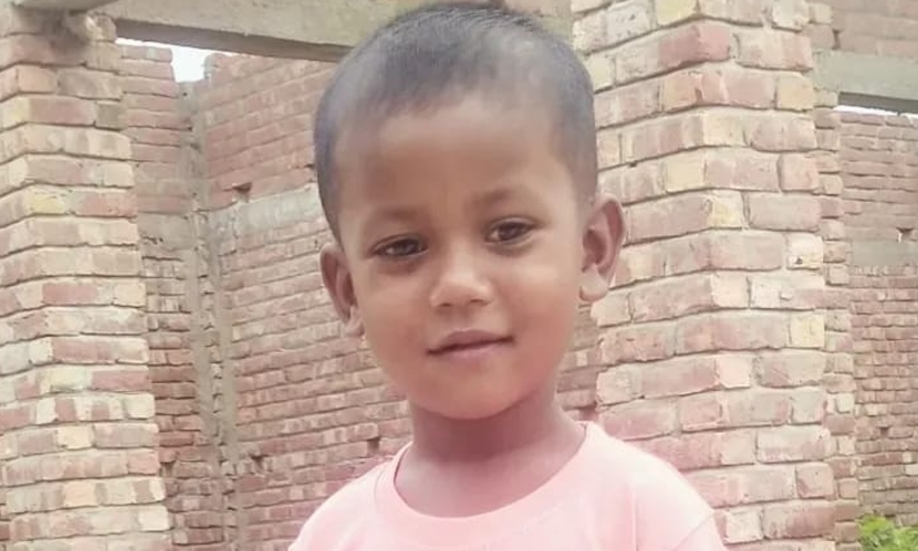 চুয়াডাঙ্গায় বাড়ির আঙিনার ডোবার পানিতে ডুবে শিশুর মৃত্যু