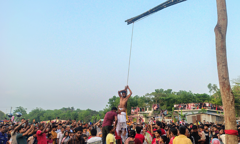 রাজবাড়ীতে ঐতিহ্যবাহী চড়ক পূজা ও গ্রামীণ মেলা