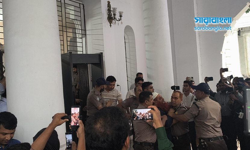 আবু সাঈদ হত্যা মামলার রায়ের পর ‘জয় বাংলা’ স্লোগান