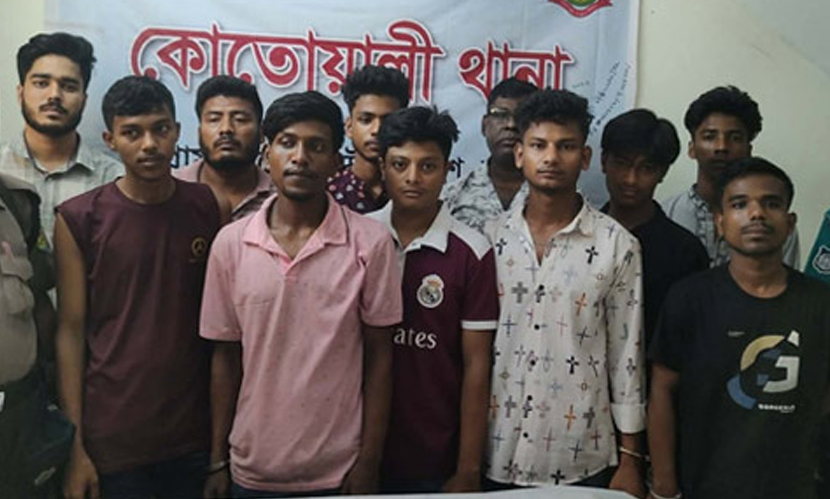 চট্টগ্রামে আওয়ামী লীগ-ছাত্রলীগের ঝটিকা মিছিল, গ্রেফতার ১২