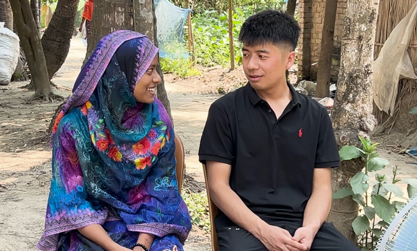 প্রেমের টানে কুষ্টিয়ায় এসে প্রেমিকাকে বিয়ে করলেন চীনা যুবক