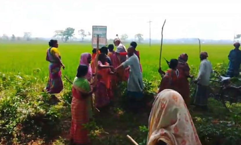 গাইবান্ধায় সাঁওতালদের দু’গ্রুপের সংঘর্ষ, নারীসহ আহত ৩