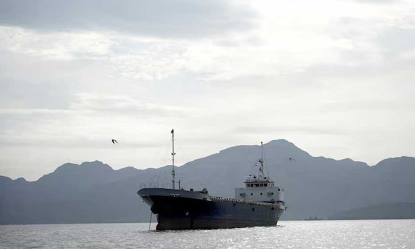 ফের হরমুজ প্রণালি বন্ধের ঘোষণা আইআরজিসি’র