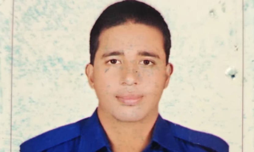 খুলনায় দায়িত্ব পালনের সময় পুলিশ সদস্যের রহস্যজনক মৃত্যু