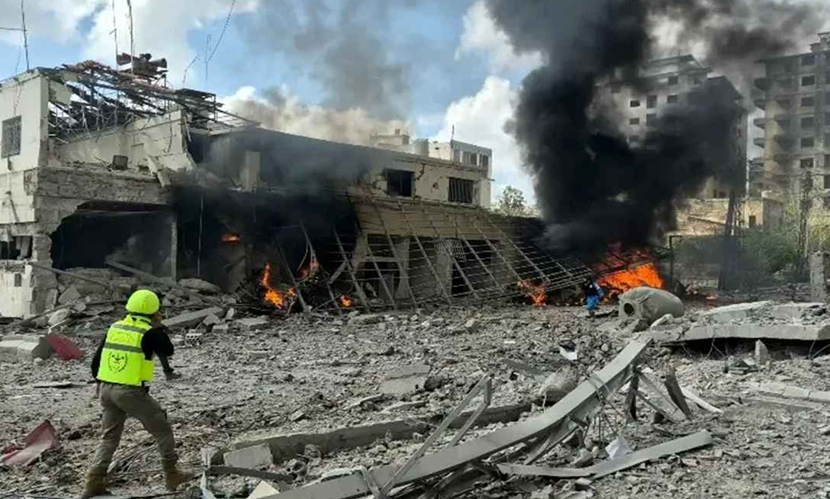 লেবাননে ইসরায়েলি হামলায় নিরাপত্তা বাহিনীর ১৩ সদস্য নিহত