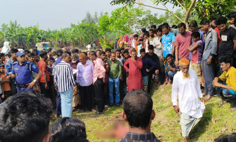 লক্ষ্মীপুরে খেত থেকে রিকশাচালকের চোখ উপড়ানো মরদেহ উদ্ধার