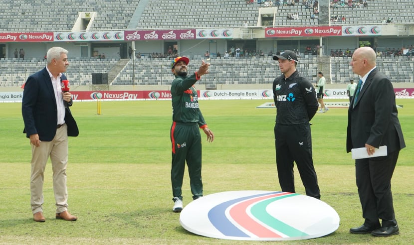 নিউজিল্যান্ডের বিপক্ষে টস হেরে আগে ফিল্ডিংয়ে বাংলাদেশ