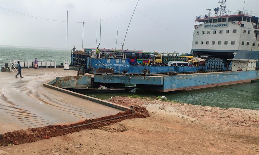 ঈদযাত্রায় প্রস্তুত দৌলতদিয়া ঘাট