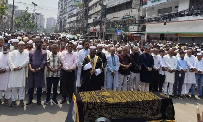 নয়াপল্টনে সাবেক স্বাস্থ্য প্রতিমন্ত্রী সিনহার জানাজা অনুষ্ঠিত