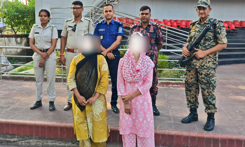 ভারতে পাচার হওয়া ২ নারী ৩ বছর পর দেশে ফিরলেন