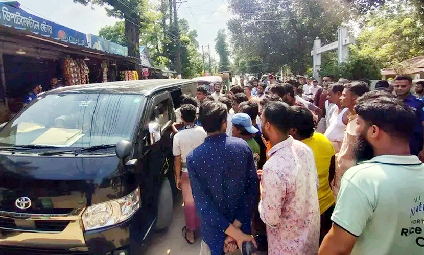 চবিতে ভোক্তা অধিকারের কর্মকর্তাদের অবরুদ্ধের অভিযোগ