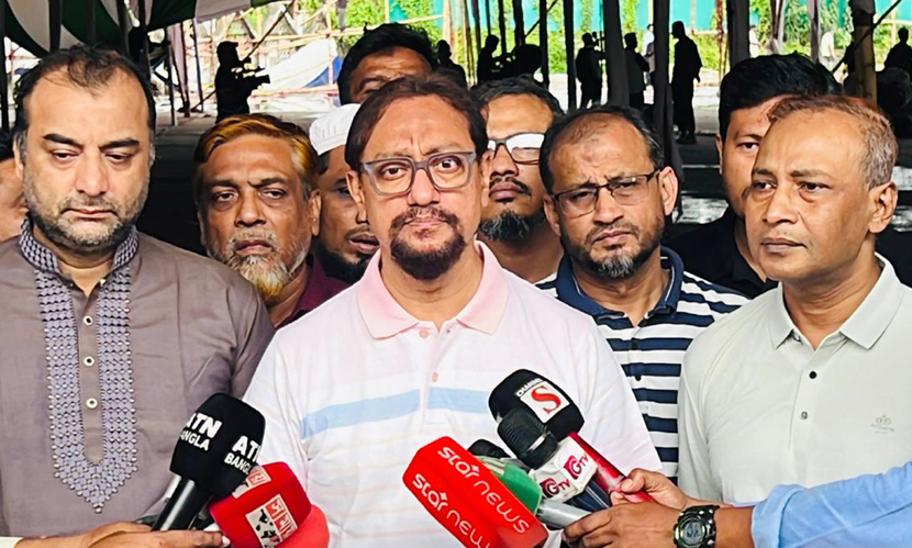 ঈদ জামাতের জন্য প্রস্তুত জমিয়তুল ফালাহ ময়দান: চসিক মেয়র
