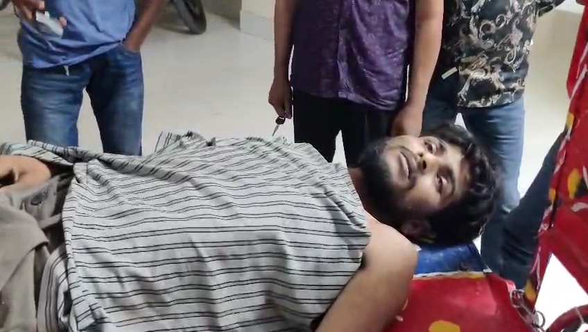 চুরির অভিযোগে শরীরে গরম পানি ঢেলে যুবককে নির্যাতন, হত্যা
