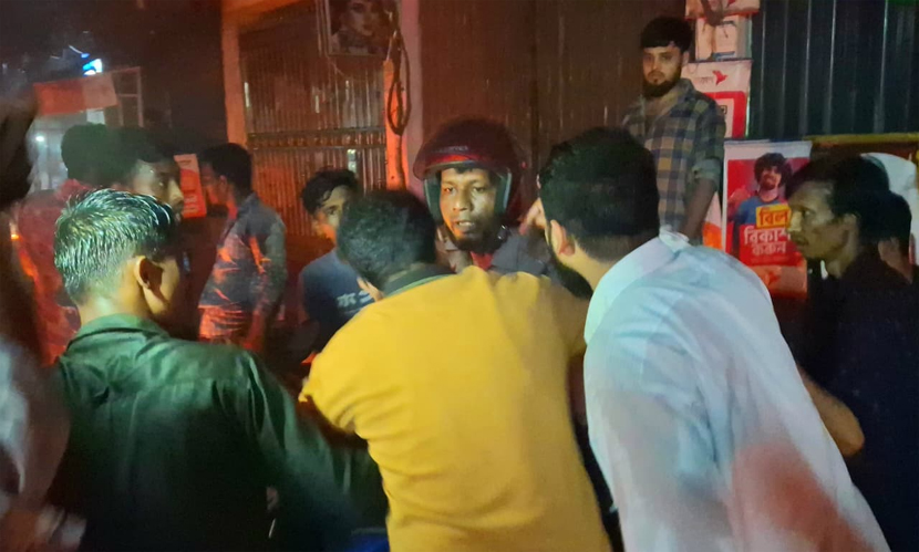 চট্টগ্রামে ৪ বছরের শিশুকে ধর্ষণের অভিযোগ, অবরুদ্ধ অভিযুক্ত যুবক