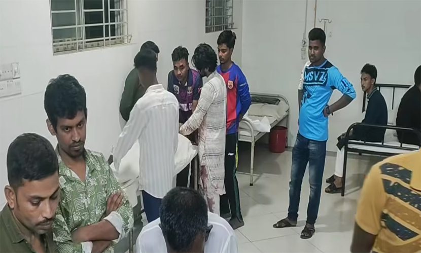 সিরাজগঞ্জে তুচ্ছ ঘটনায় সমবয়সী বন্ধুর ছুরিকাঘাতে যুবক নিহত