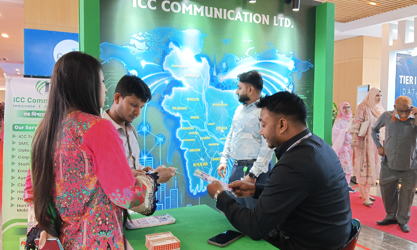 আইসিসি স্টলে জানতে পারবেন ইন্টারনেট প্যাকেজ ও অফার সম্পর্কে