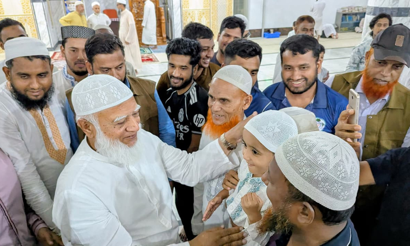 নিজের নির্বাচনি আসনে জামায়াত আমিরের গণসংযোগ